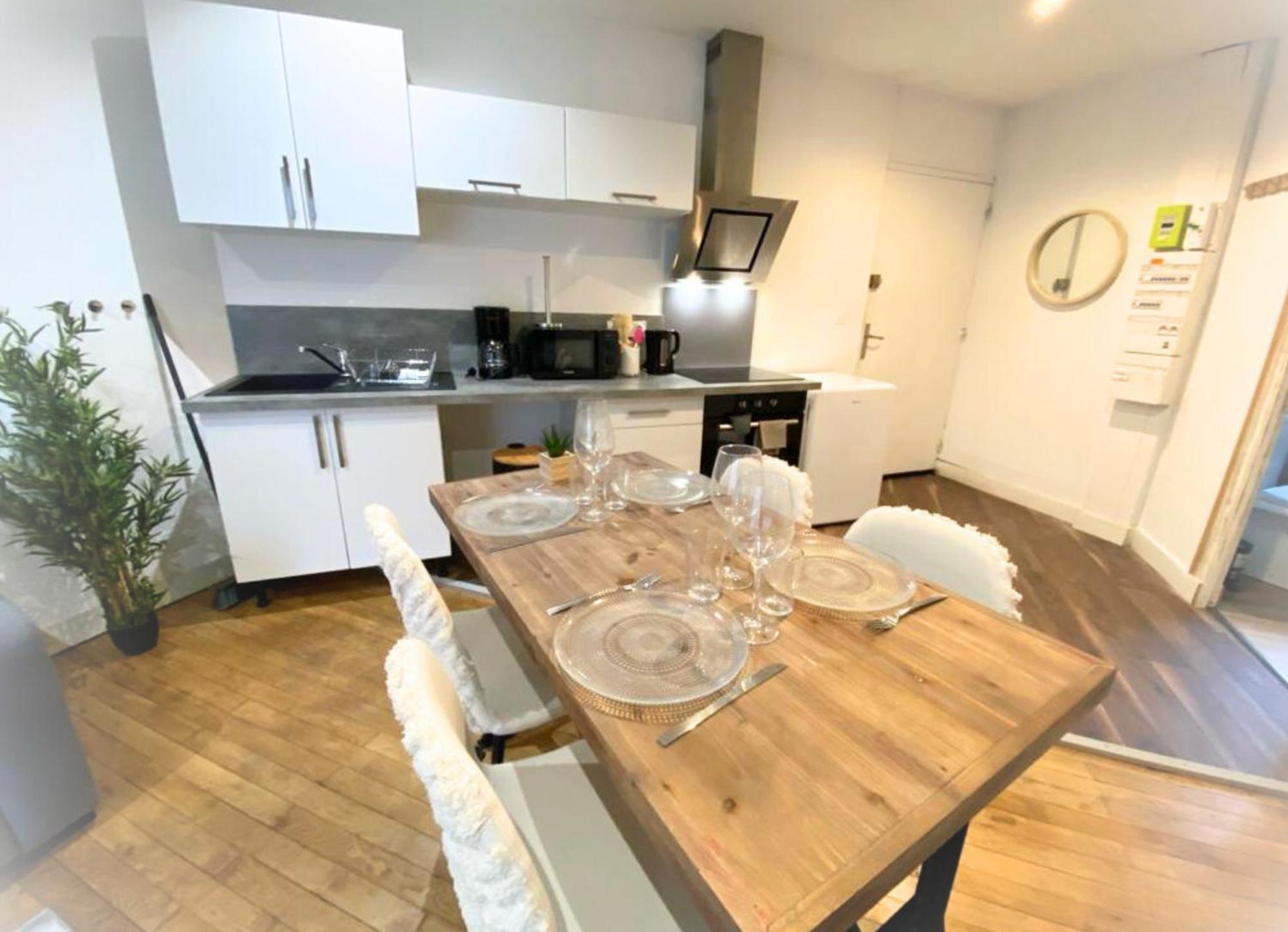 Apartament Le General - 4 Personnes - Poitiers - La Conciergerie Zewnętrze zdjęcie